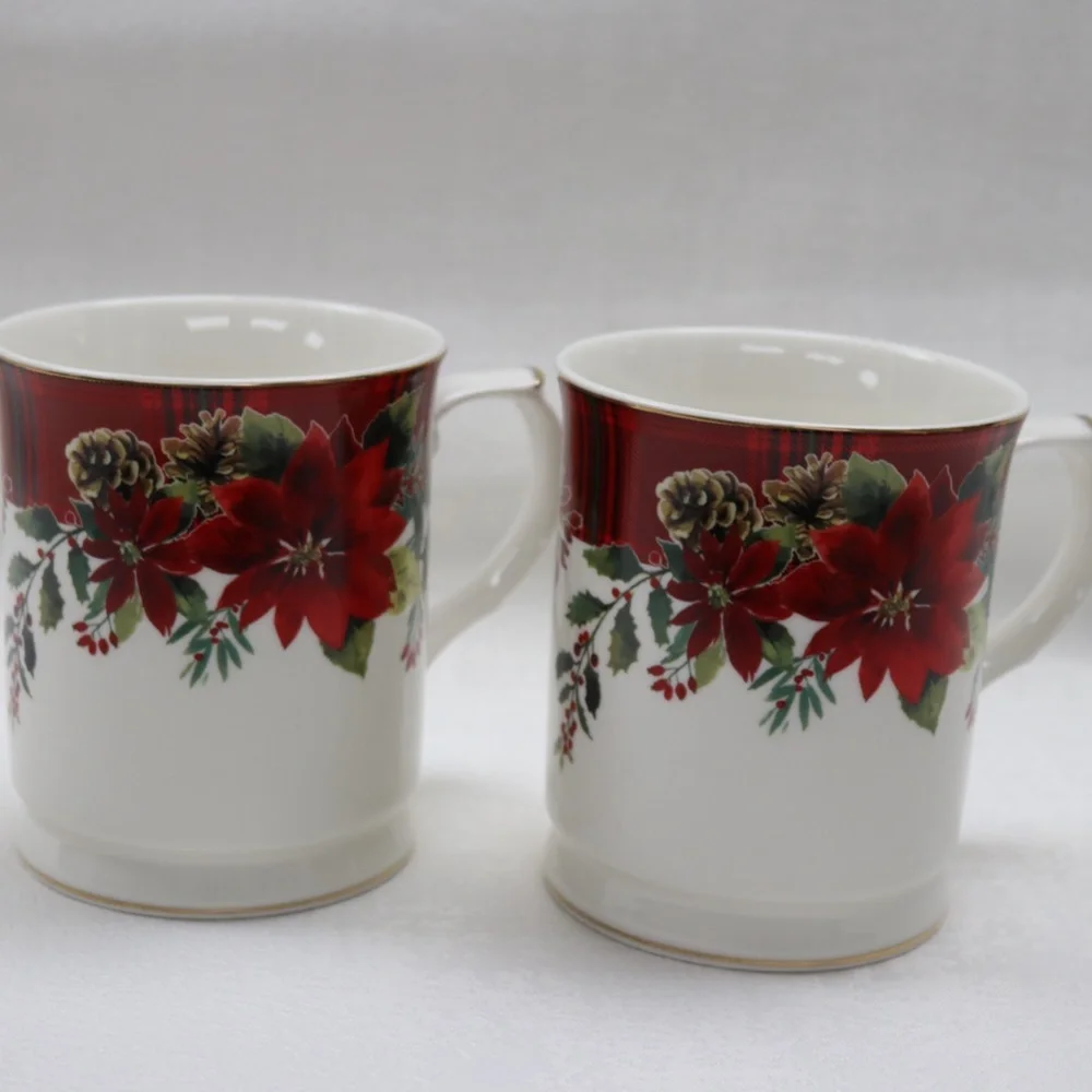GRACE TEAWARE CHRISTMAS HOLIDAY POINSETTIA COFFEE CUP MUGS - SET OF 2 - NEW - Picture 1 of 6